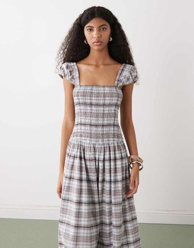 Collusion COLLUSION shirred cap sleeve midi dress in gray plaid