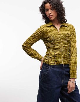 Collusion COLLUSION shirred fitted shirt in green plaid
