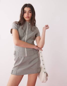 Collusion COLLUSION tailored mini skirt in mixed plaid-Multi