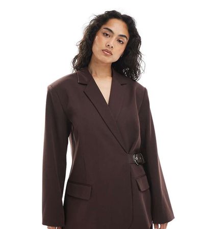Collusion Collusion tailored oversized belt detail blazer in chocolate -set-Brown