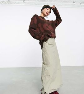 Collusion COLLUSION utility maxi skirt in khaki-Green