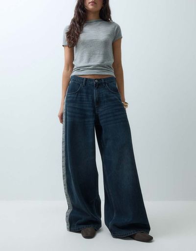 Collusion COLLUSION X007 XL baggy low rise jean in dark wash with sporty trim-Navy