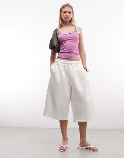 Collusion COLLUSION XL baggy longline sweat shorts in ecru-White