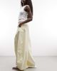 Collusion COLLUSION XL balloon pants with pleats in buttermilk-Yellow - 2