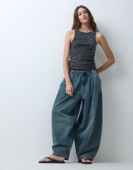 Collusion COLLUSION XL balloon pull on jeans in mid blue marble wash