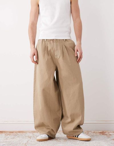 Collusion COLLUSION XL balloon pull on pleated pants in stone-Neutral