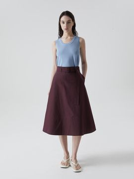 comgen Back Slit Sleeveless Top NAEU3-WSP030730