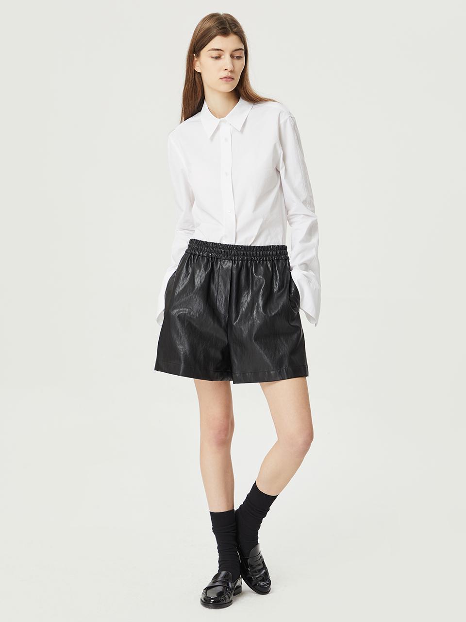 comgen Leather Full Banding Shorts NAES1-WPH010450