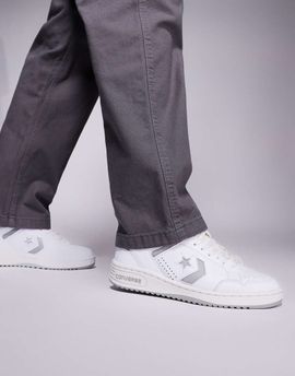 Converse Converse Weapon sneakers in white with gray detail