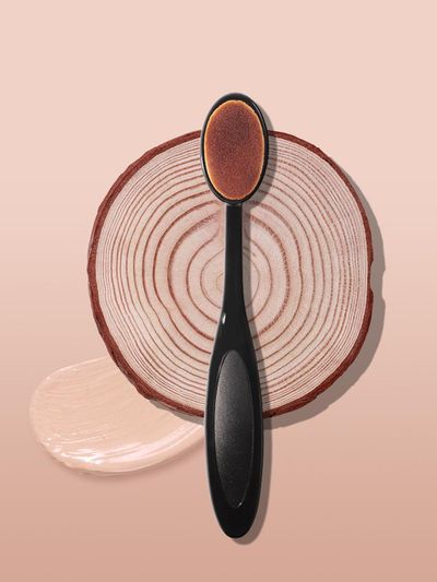 coringco Close-Fitting Angled Synthetic Foundation Brush