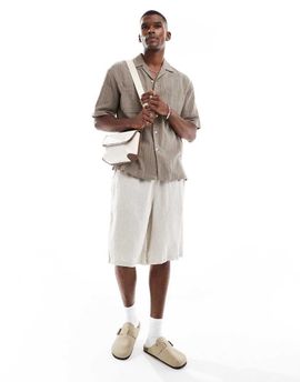 Cotton On Cotton On baggy linen shorts in oatmeal-Neutral