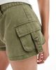 Cotton On Cotton On benny cargo shorts in washed cactus green - 2
