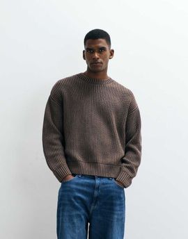 Cotton On Cotton On box fit crew knit sweater in washed coffee-Brown