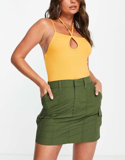 Cotton On Cotton On cargo mini skirt in khaki-Green