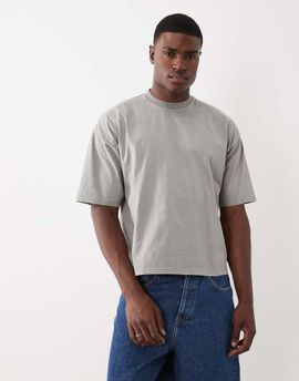 Cotton On Cotton On cropped fit T-shirt in black wash