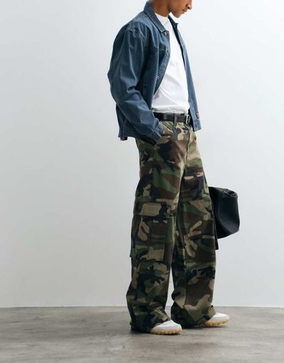 Cotton On Cotton On super baggy cargo pants in camo-Multi