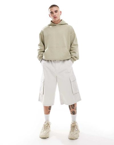 Cotton On Cotton On super baggy cargo shorts in stone-White