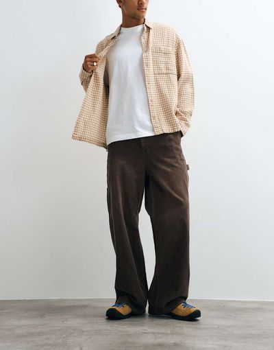 Cotton On Cotton On super baggy worker pants in chocolate cord-Brown