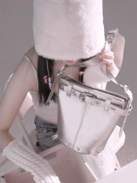 coupdebang EMO Bucket Bag Silver