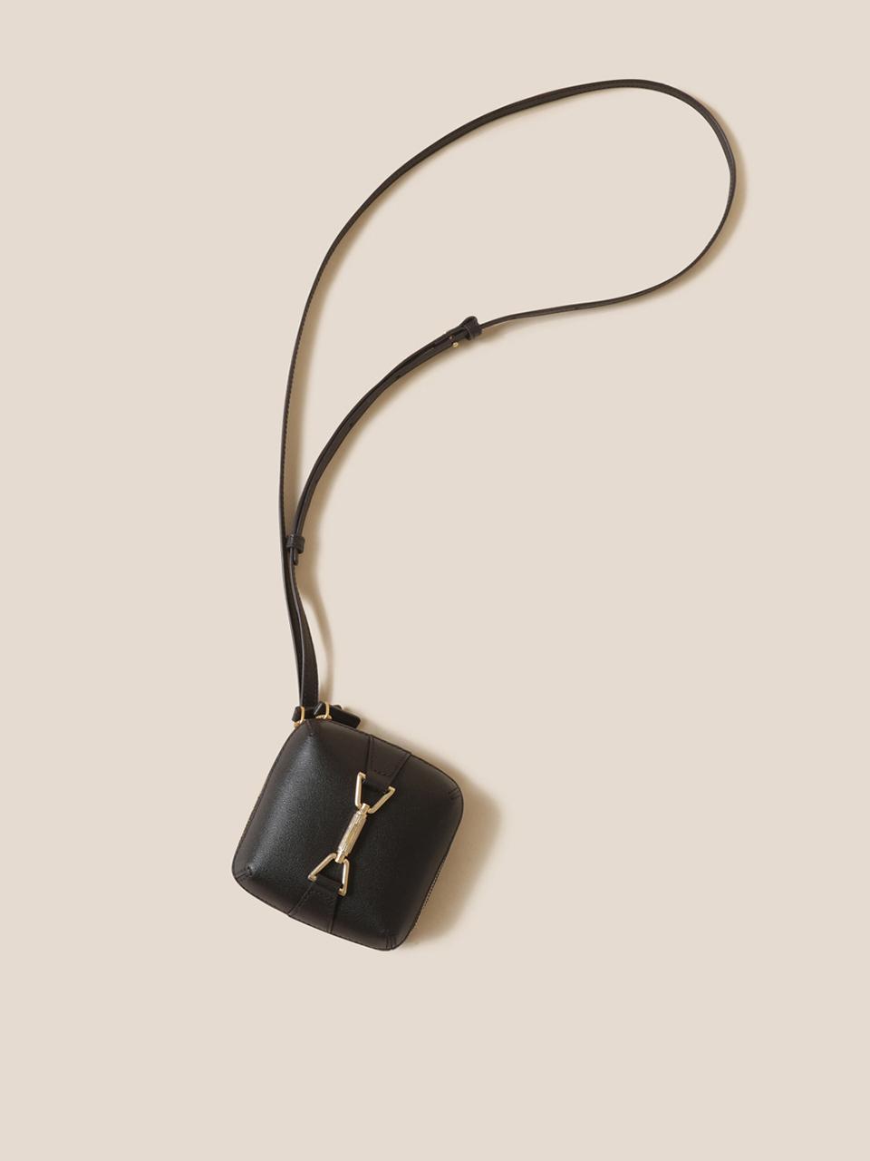 COURONNE Manon Cross Charm 10 (brown)_RCBDX24643BRD