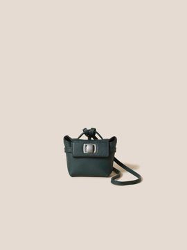 COURONNE Textured Leather Embossed AirPod Charm [Forest Green] (RCAEX25141GRD)