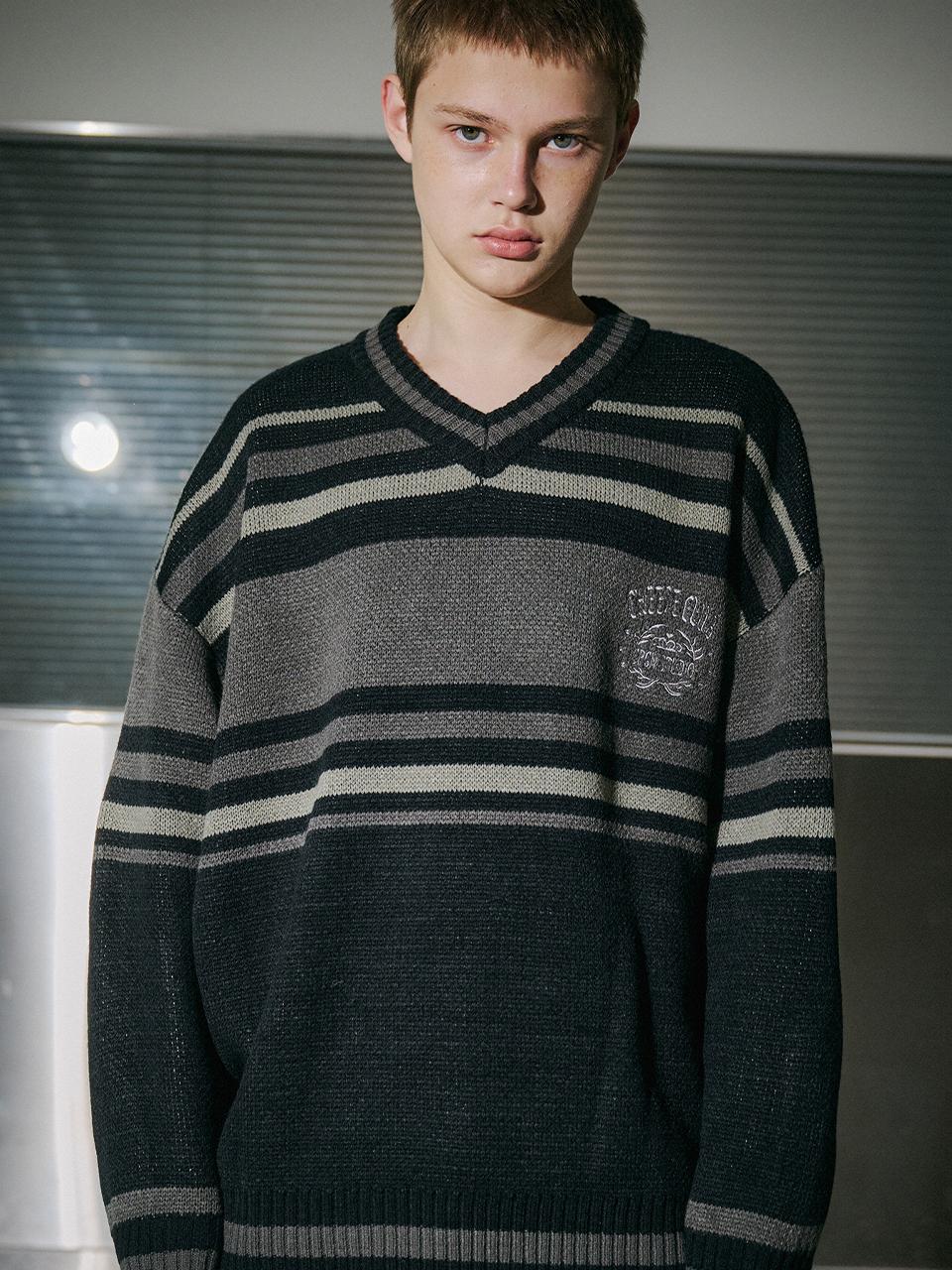CPGN Club V-neck Knitwear [Black]