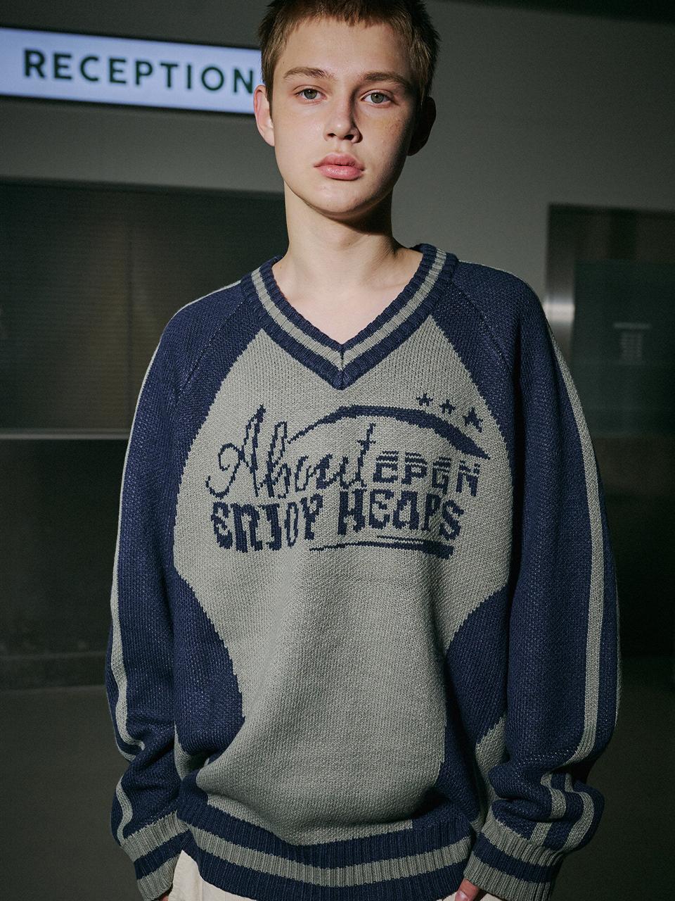 CPGN 'Enjoy' Contrast V-neck Knitwear [Navy]