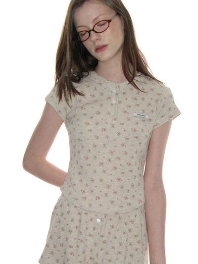 CRANK Flower Henley Neck Cotton T-shirt [Light Brown]