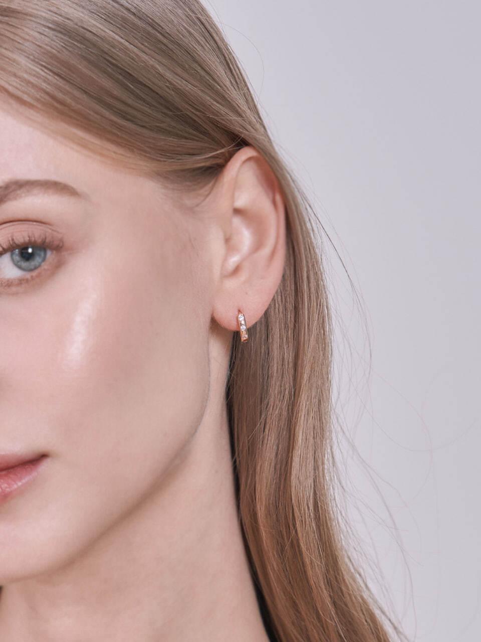 CRANNE 14K Cubic Point One Touch Earring (gold filled)