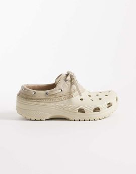 Crocs Crocs Classic Islander clogs in bone-White