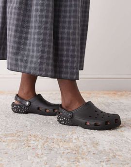 Crocs Crocs Classic studded clogs in black