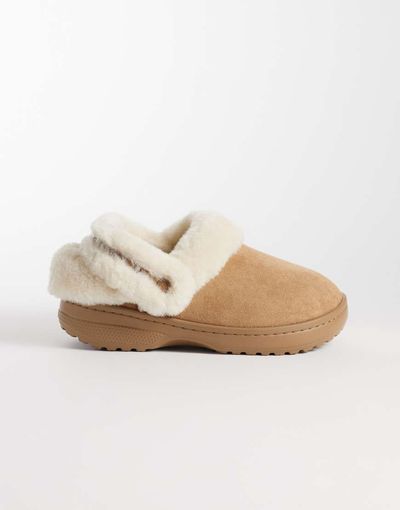 Crocs Crocs Unfurgettable vegan suede clogs in seipia-Brown