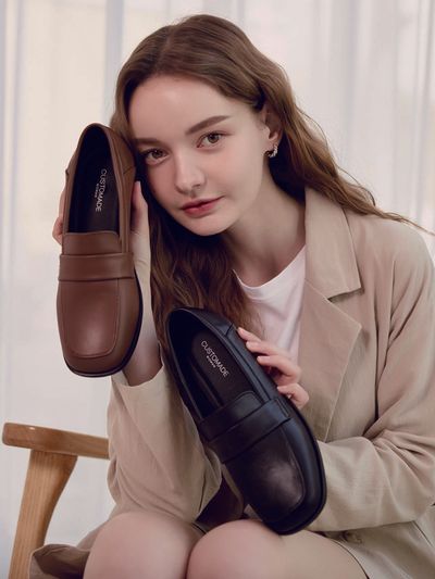 CUSTOMADE WOMAN Alice Square Toe Loafer