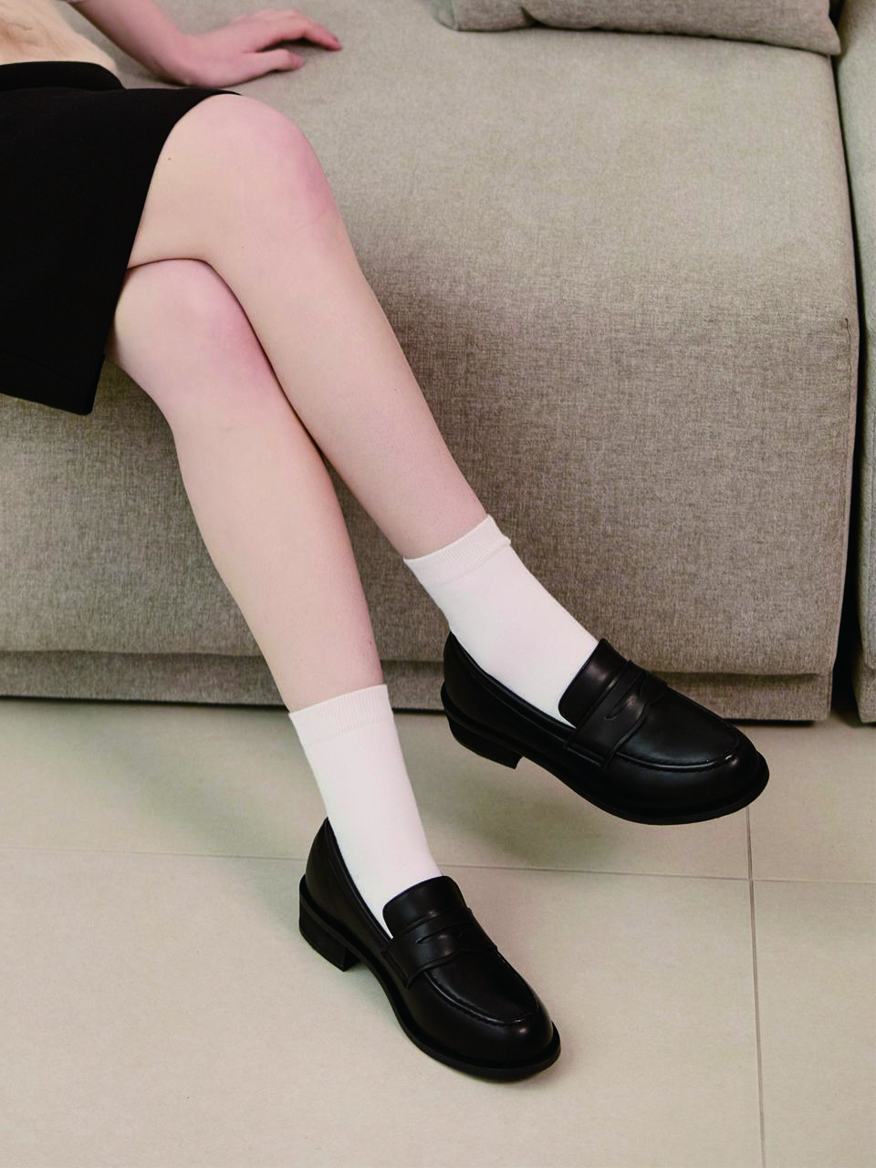 CUSTOMADE WOMAN Hayden Basic Penny Loafer_Black