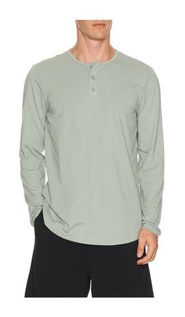 Cuts Cuts Curve Hem Long Sleeve Henley