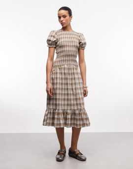 Daisy Street Daisy Street dropped waist shirred midi dress with puff sleeves in brown plaid