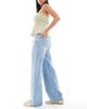 Daisy Street Daisy Street low rise boyfriend jeans in light blue wash - 3