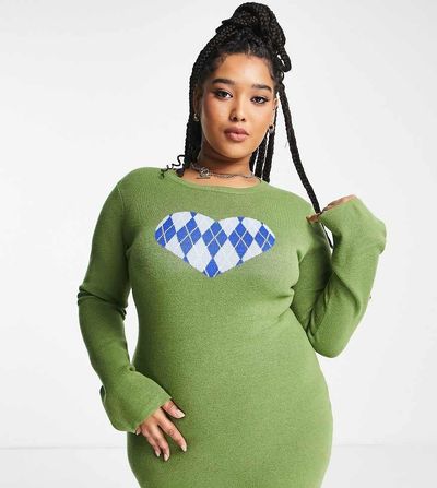 Daisy Street Plus Daisy Street Plus mini knit dress with heart graphic and flared sleeves-Green