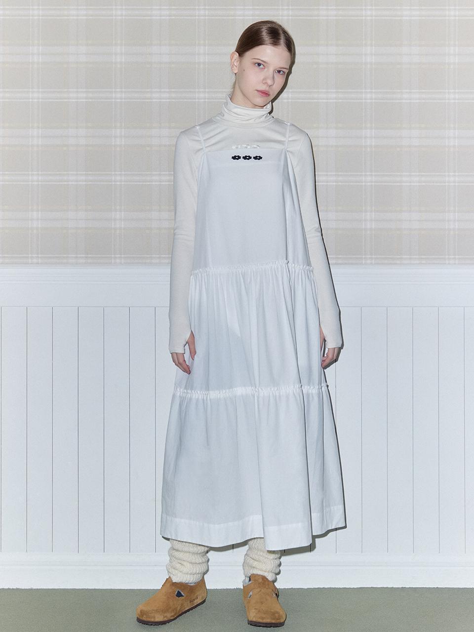 DAISY SYNDROME D, D, D SLEEVELESS DRESS