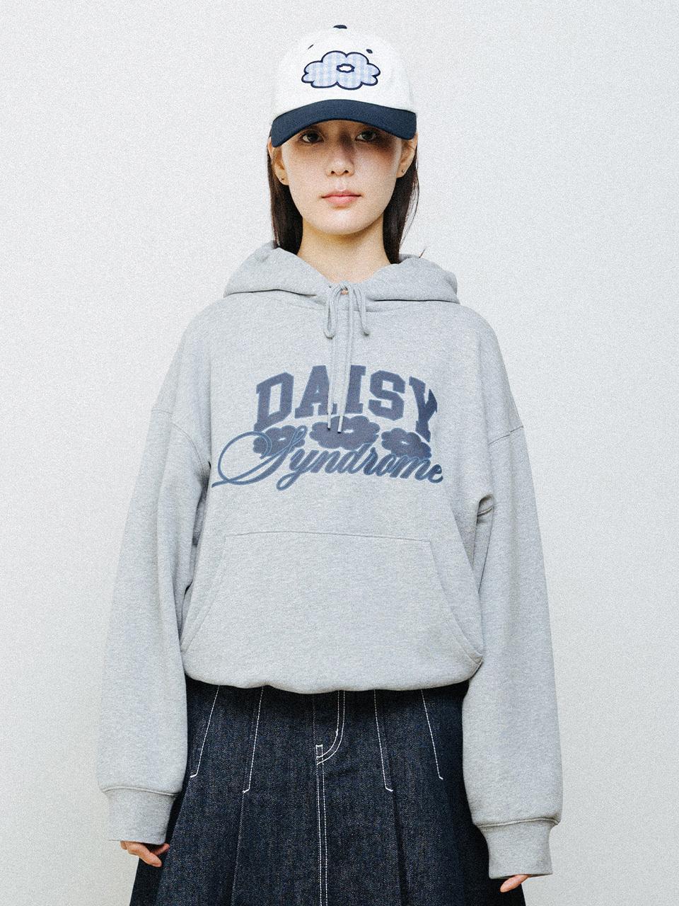 DAISY SYNDROME ESSENTIAL APPLIQUE CAP [navy]