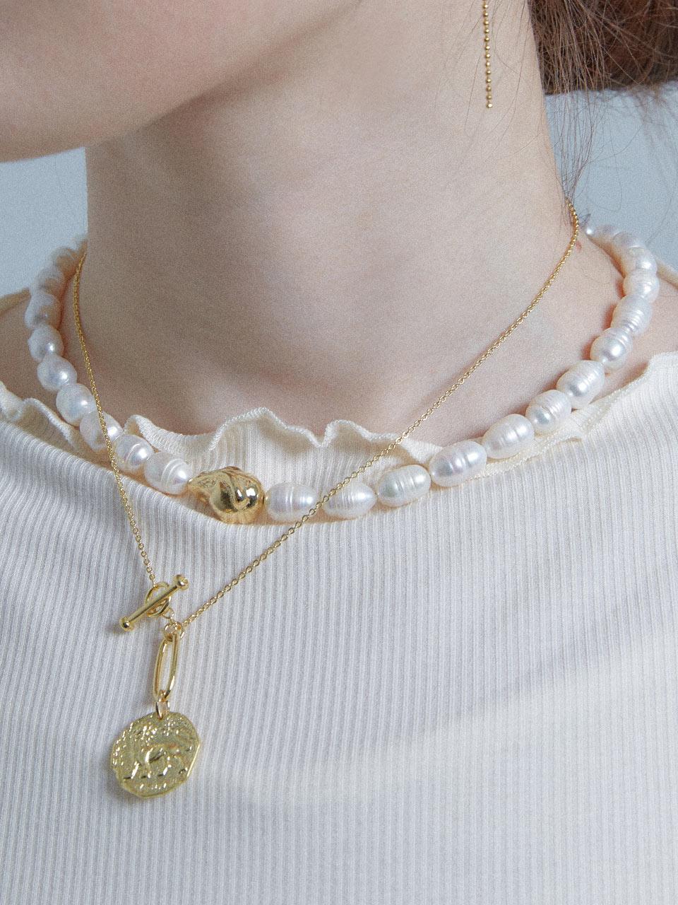 Dana Burton Amanda Freshwater Pearl Necklace