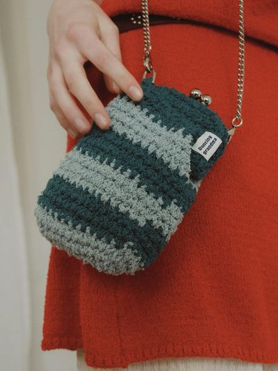 DANCING GRANDMA BALLOON CROSS-BODY BAG [BLUE WAVE]
