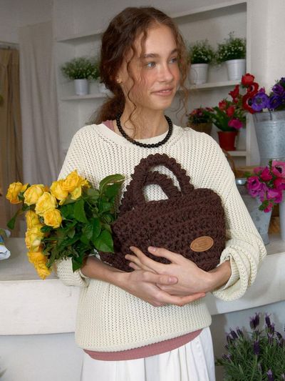 DANCING GRANDMA GARDEN TOTE BAG [WOOD BROWN]