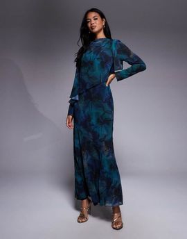 Daska Daska ruffle cape maxi dress in deep blue abstract print-Multi