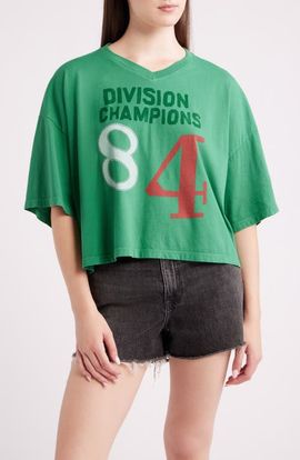 Daydreamer Daydreamer Division Champs V-Neck Cropped Graphic T-Shirt