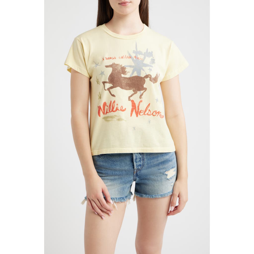 Daydreamer Daydreamer Willie Nelson Graphic T-Shirt