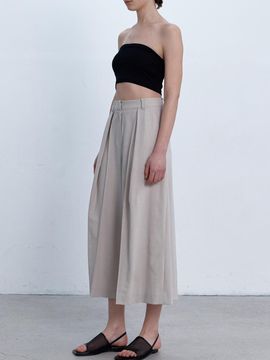 DEFEMME [25SS] SIERRA WIDE CULOTTE TUCK BERMUDA PANTS [BEIGE]