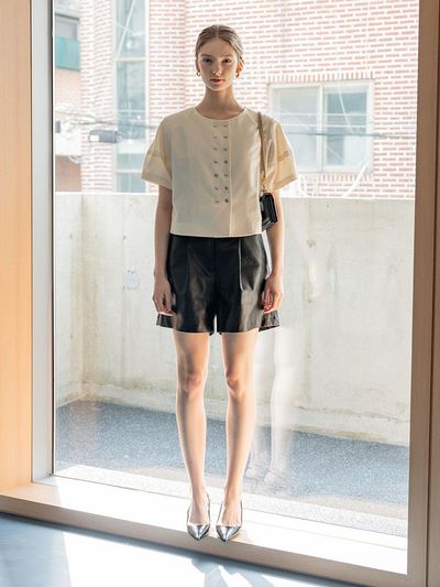 DEFEMME HIGH WEST CLOSER LEATHER SHORT BK