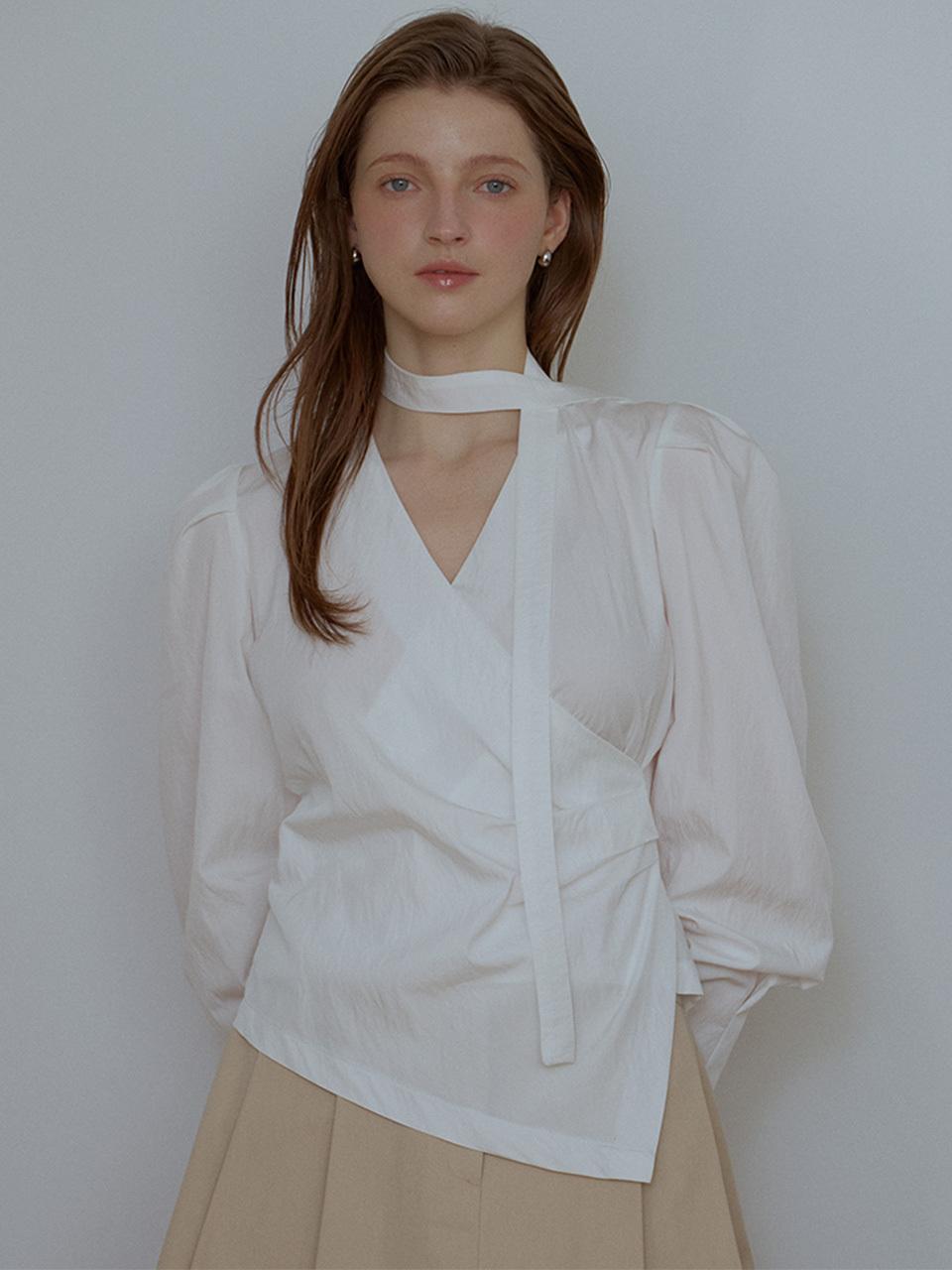 DEHEVE Puff Wrap Tie Diagonal Blouse [beige]