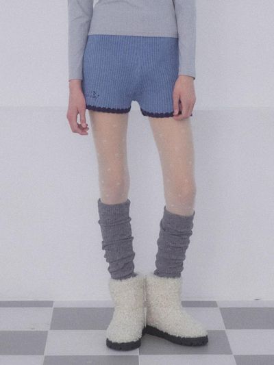 DELICCENT Benny ribbed knit shorts [BLUE]